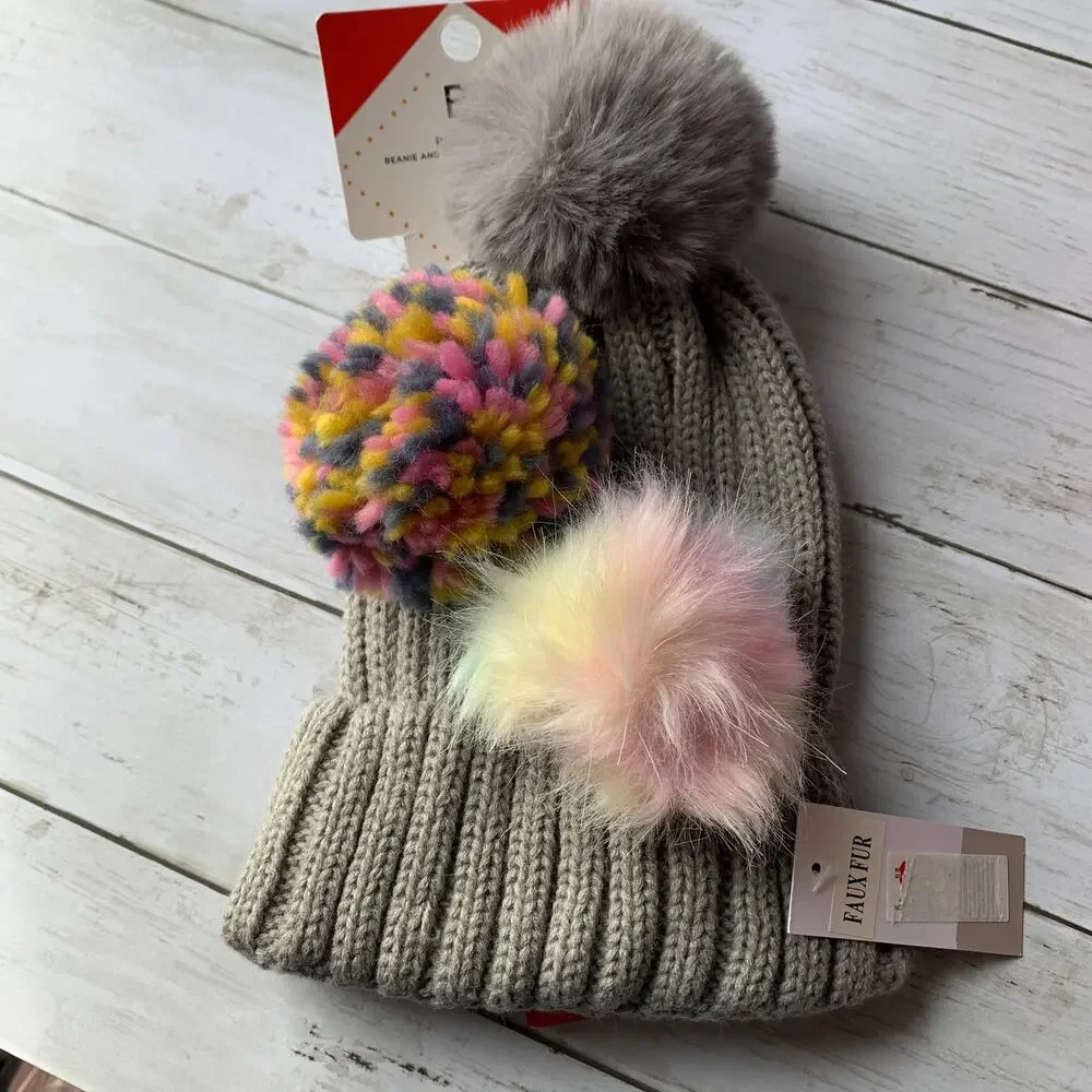5/$25 NWT BP‎ Pick a Pom Knit Beanie in Gray